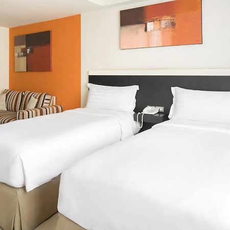 Aston Denpasar Hotel & Convention Exterior foto