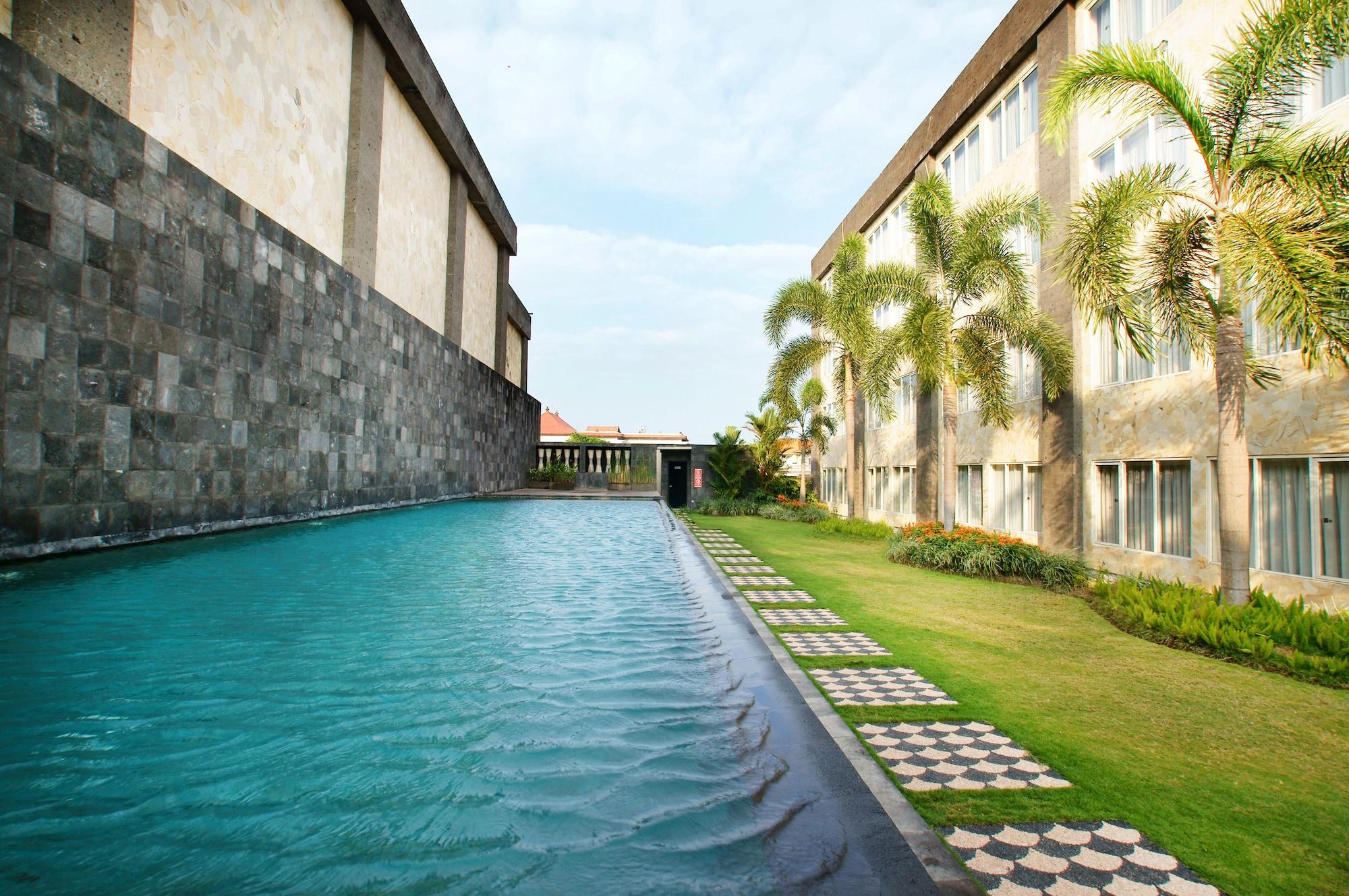 Aston Denpasar Hotel & Convention Exterior foto
